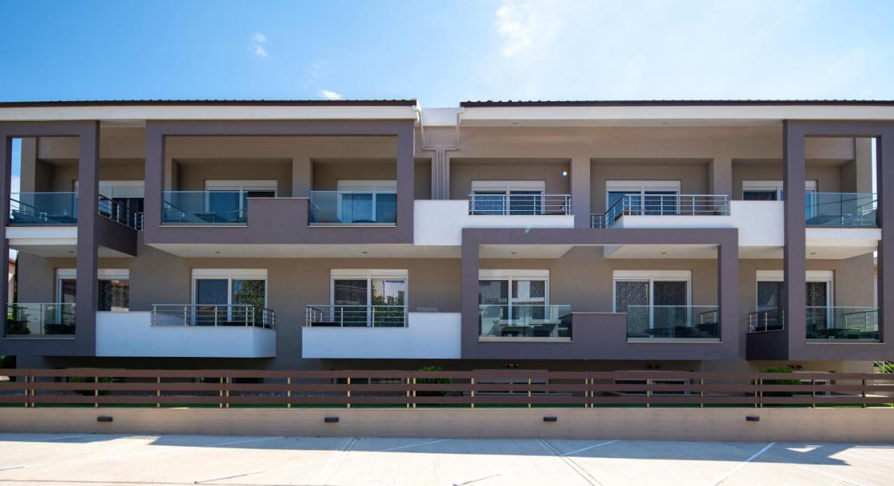 Sithonia Suites Luxury 2 Beds Studio, Semi-Ground Floor Nikiti  Exterior photo
